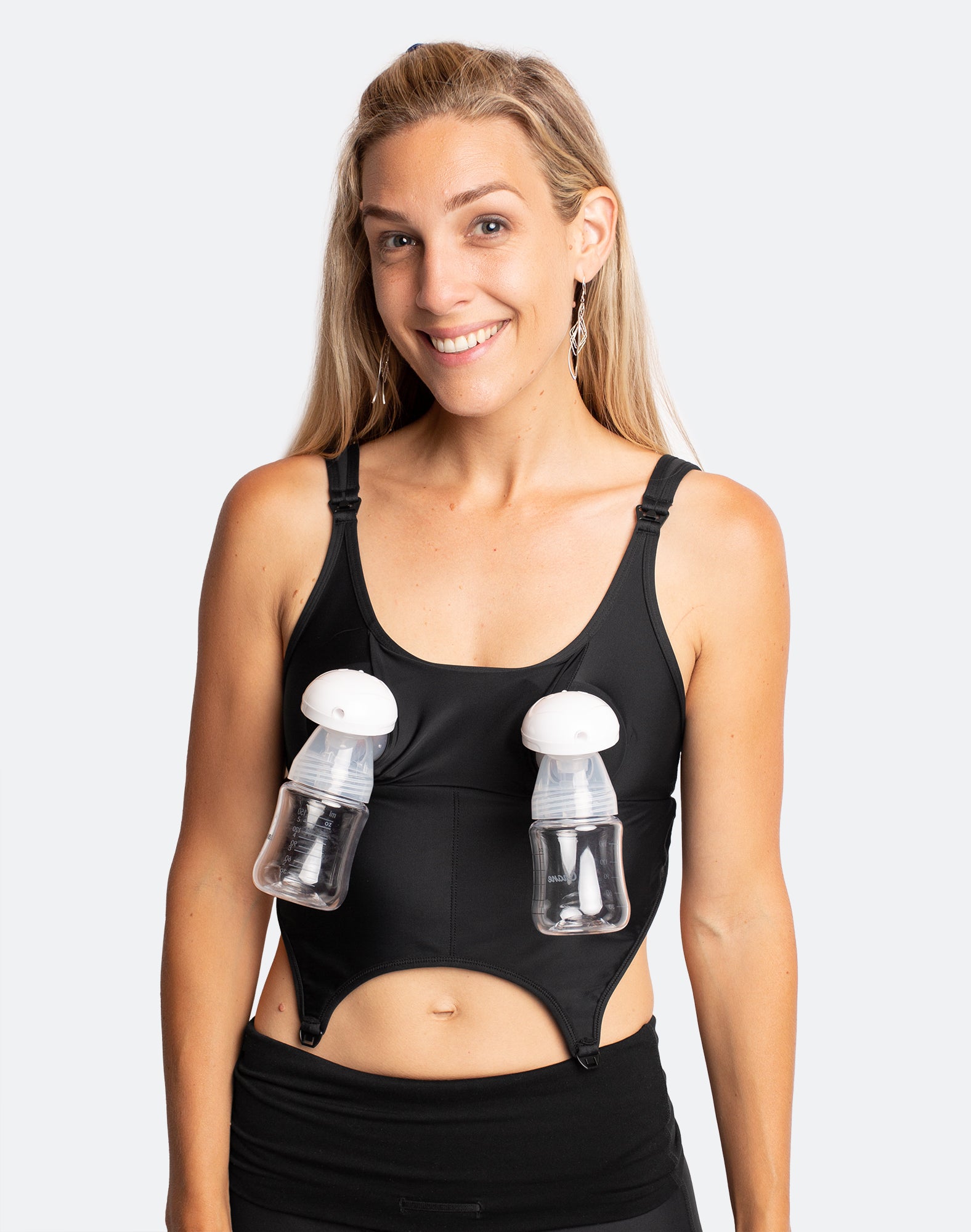 Nursing & hands free pumping sports bra in black