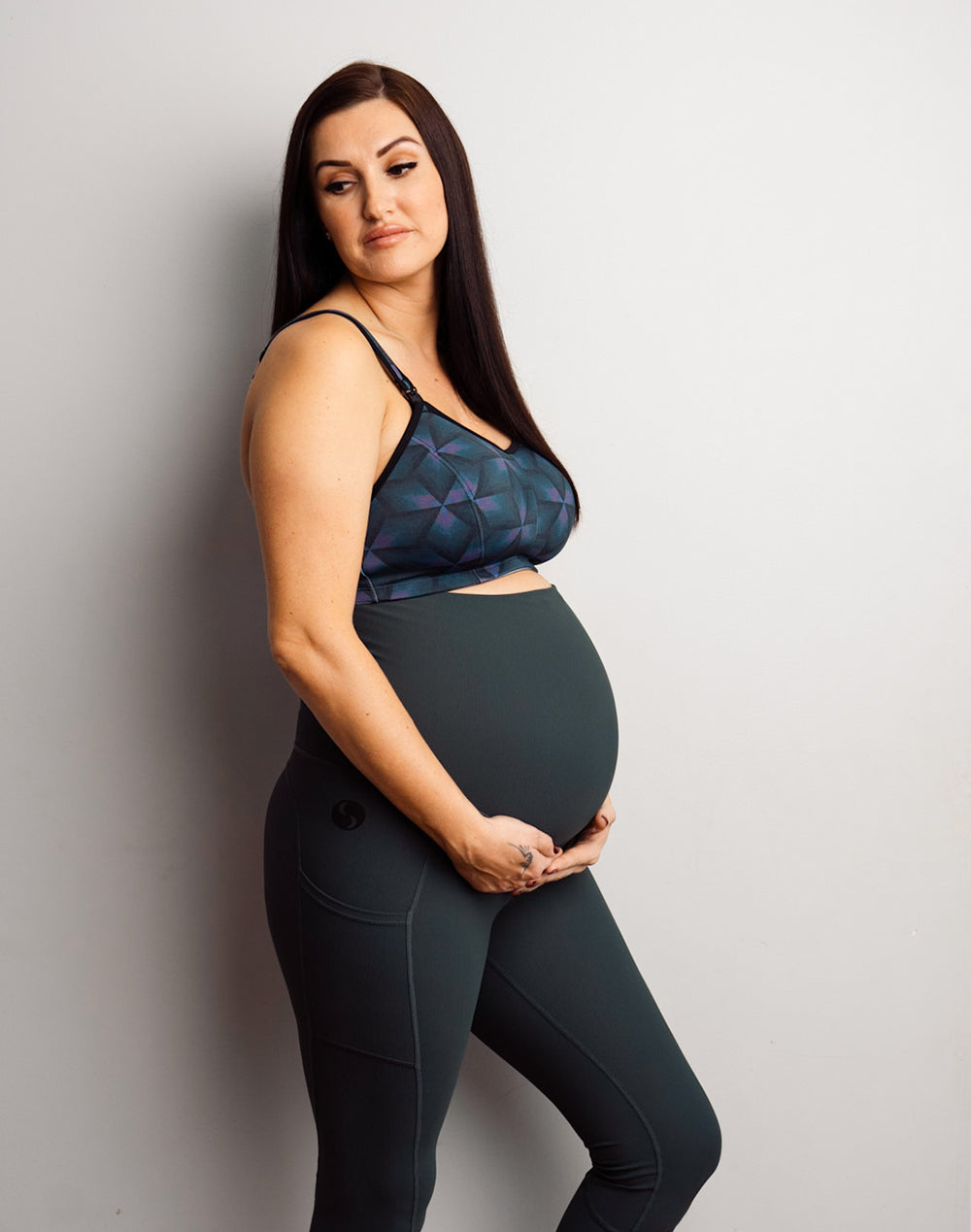 Ribbed matching maternity activewear in green