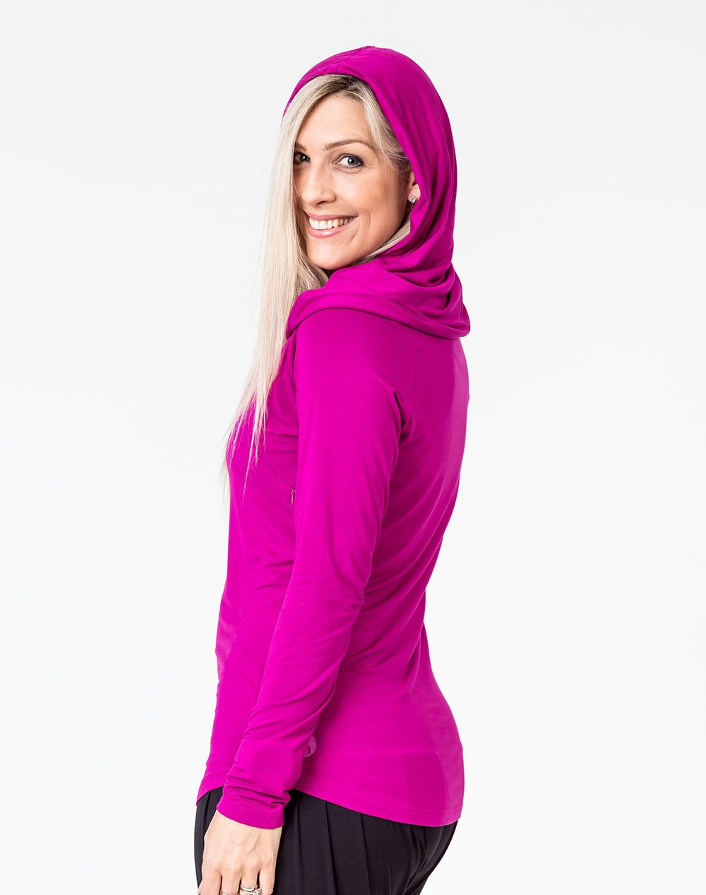 side view of a mum wearing a mulberry colour breastfeeding hoodie with the hood up