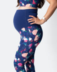 pregnant woman in high waist tights full length