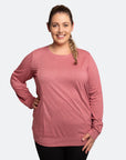 glowing mum wearing maternity activewear